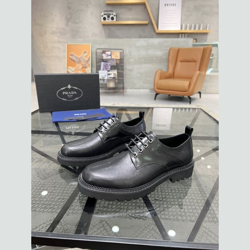 Pra*a leather shoes